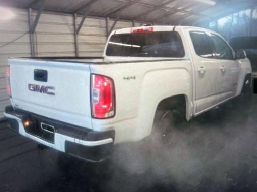 Summit White 2022 GMC Canyon Elevation