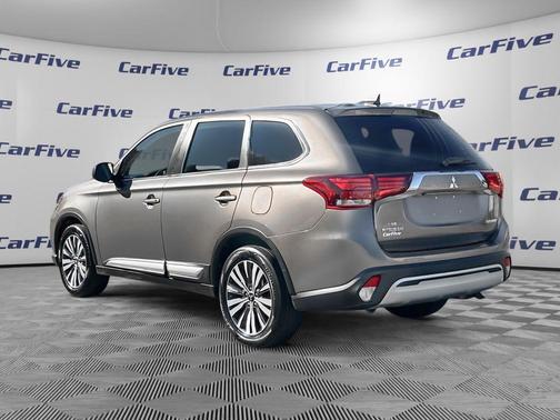 2019 Mitsubishi Outlander ES