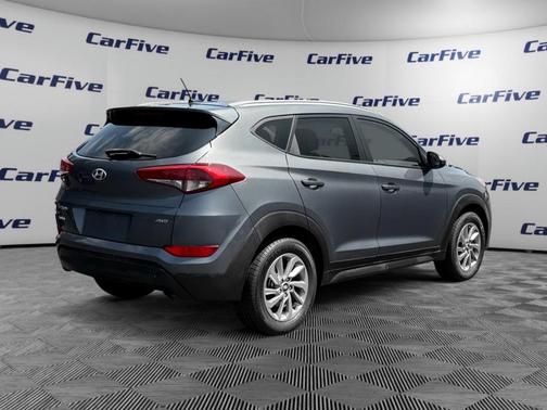2016 Hyundai TUCSON SE
