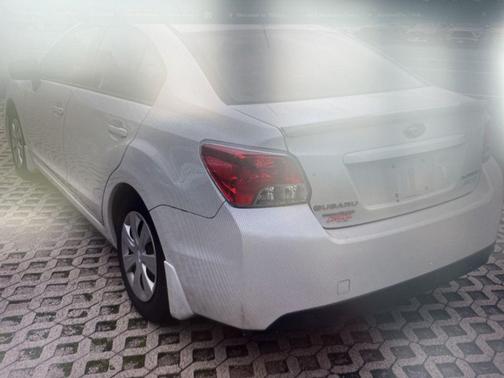 2016 Subaru Impreza 2.0i