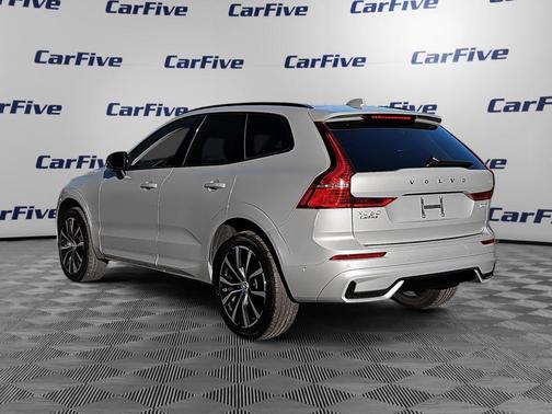 2025 Volvo XC60 B5 Plus