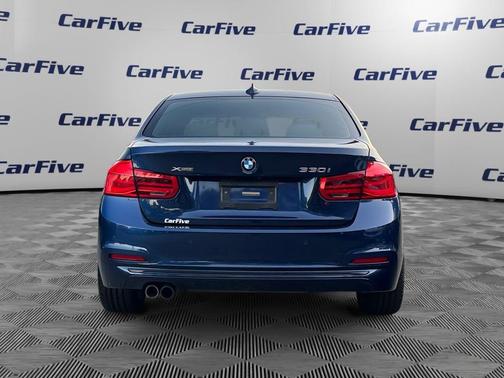 2017 BMW 330 i xDrive