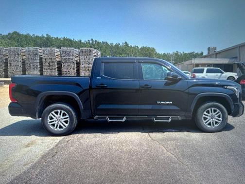 Midnight Black Metallic 2024 Toyota Tundra SR5