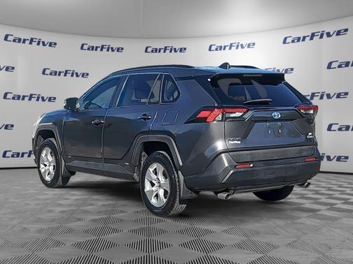 2020 Toyota RAV4 Hybrid XLE