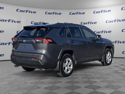 2020 Toyota RAV4 Hybrid XLE