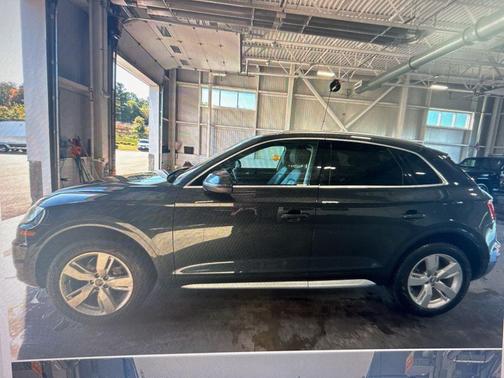 2019 Audi Q5 2.0T Premium Plus