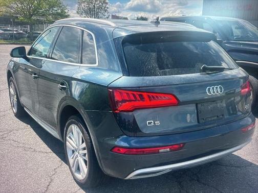 2018 Audi Q5 2.0T Premium Plus