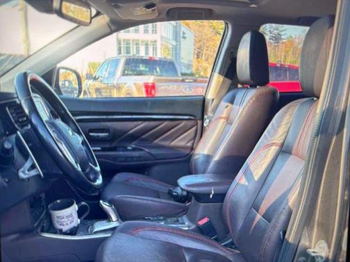 2018 Mitsubishi Outlander PHEV SEL