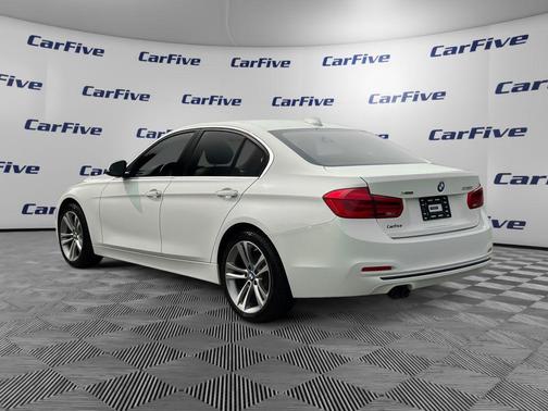 2018 BMW 330 i xDrive