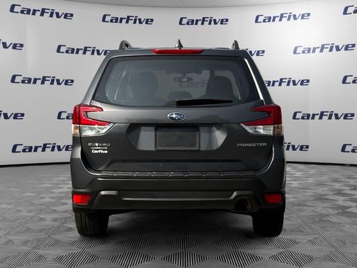 2021 Subaru Forester Base