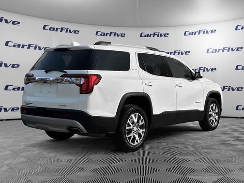 2022 GMC Acadia SLE