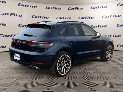 Blue 2020 Porsche Macan Macan