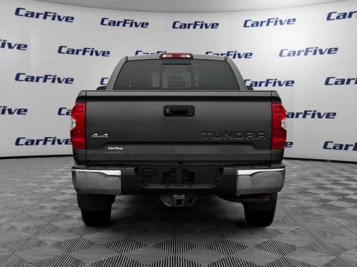 2016 Toyota Tundra SR5