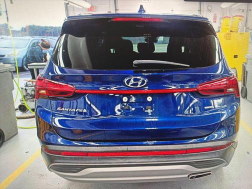 2023 Hyundai SANTA FE SE