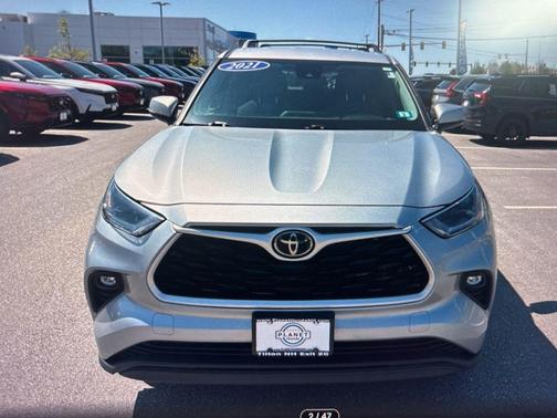 2021 Toyota Highlander LE