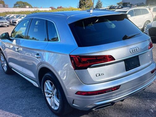 2023 Audi Q5 45 S line Premium