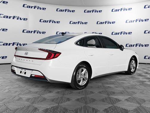 2021 Hyundai SONATA SE