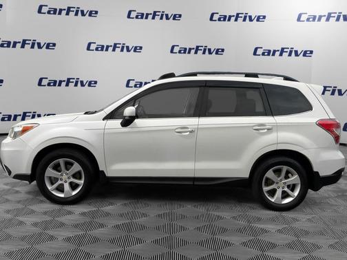 Crystal White Pearl 2016 Subaru Forester 2.5i Limited
