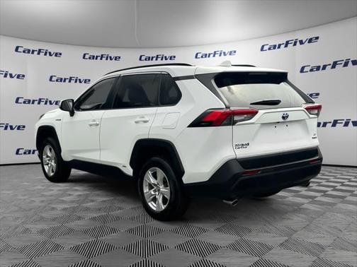 2021 Toyota RAV4 Hybrid LE