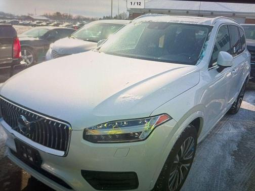 2021 Volvo XC90 T5 Momentum