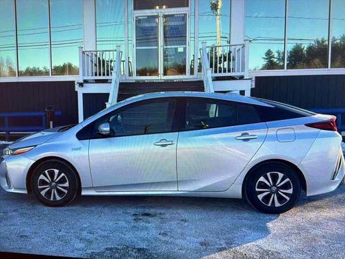 2017 Toyota Prius Prime Plus