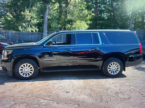2019 Chevrolet Suburban LT