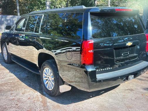 2019 Chevrolet Suburban LT