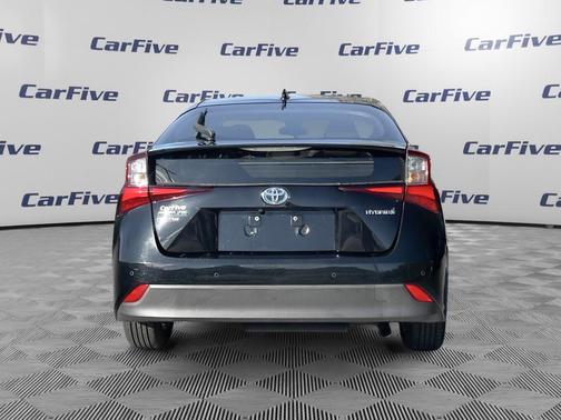 2019 Toyota Prius LE