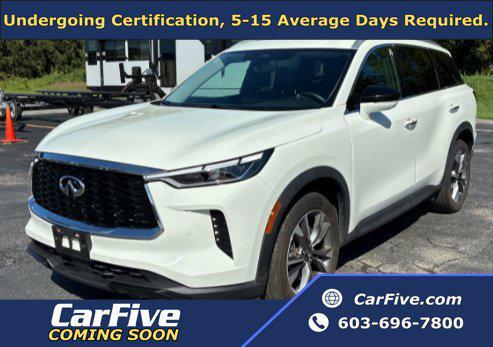 White 2024 INFINITI QX60 Luxe