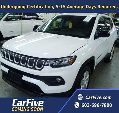 Bright White Clearcoat 2022 Jeep Compass Latitude
