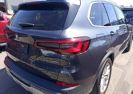 Arctic Gray Metallic 2022 BMW X5 xDrive40i