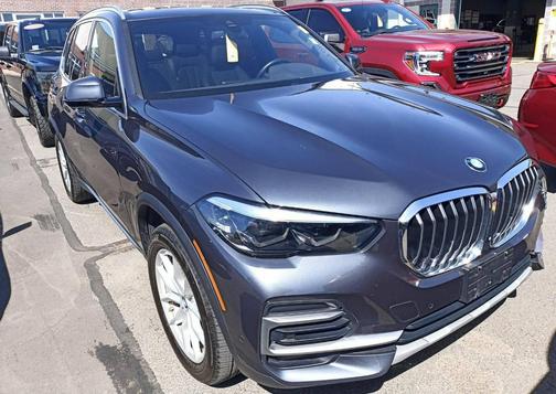 Arctic Gray Metallic 2022 BMW X5 xDrive40i