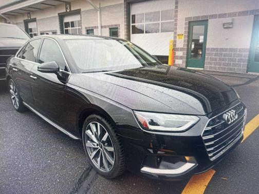 2022 Audi A4 40 Premium Plus