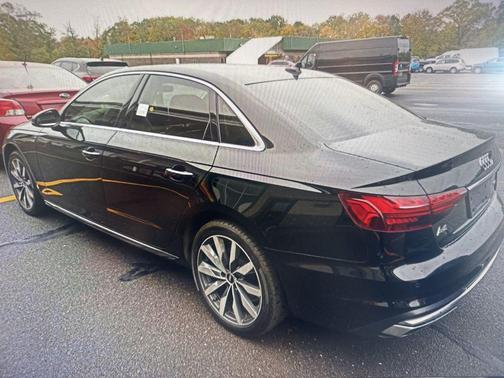 2022 Audi A4 40 Premium Plus