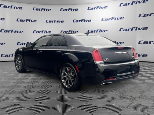 2018 Chrysler 300 S