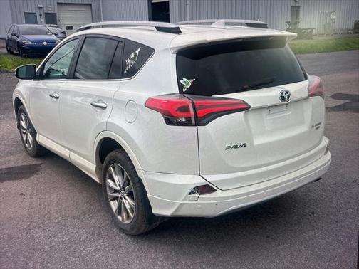2017 Toyota RAV4 Platinum