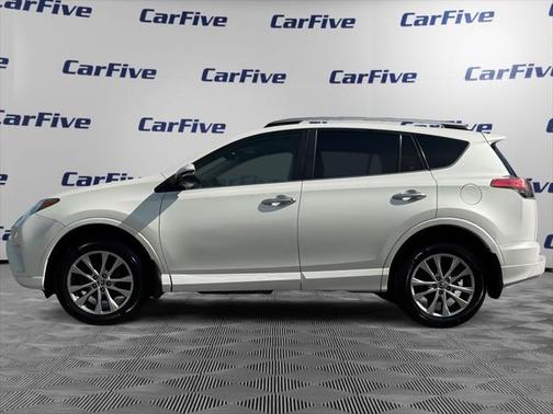 2017 Toyota RAV4 Platinum