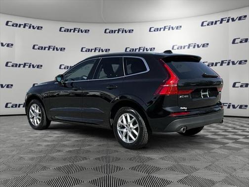 2021 Volvo XC60 T5 Momentum
