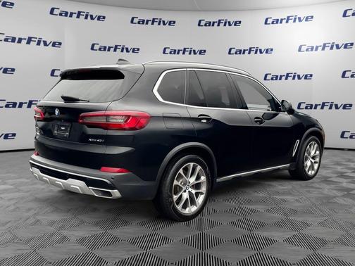 Black Sapphire Metallic 2019 BMW X5 xDrive40i