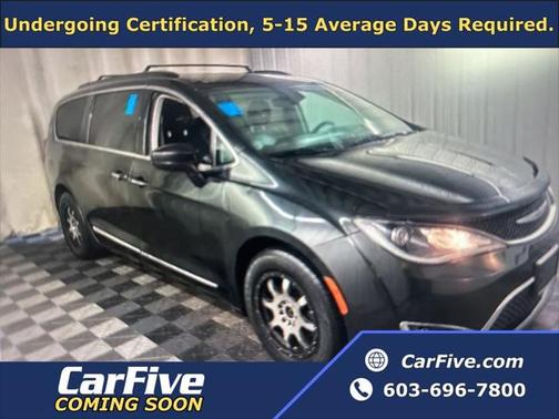 2017 Chrysler Pacifica Touring-L