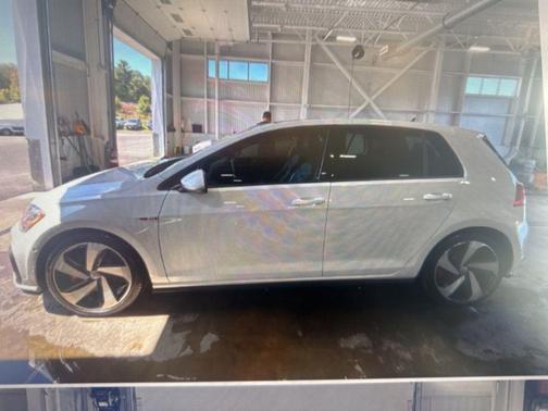 2018 Volkswagen Golf GTI 2.0T S 4-Door