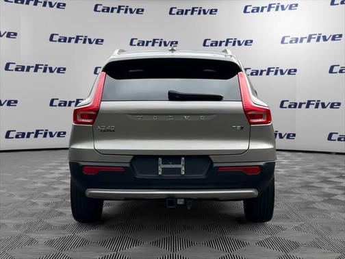 2021 Volvo XC40 T5 Inscription