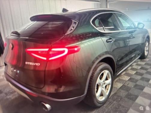 2019 Alfa Romeo Stelvio Base