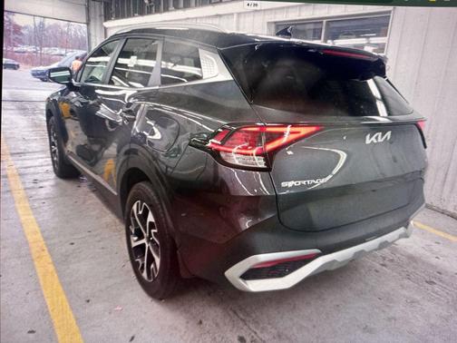 2023 Kia Sportage Hybrid EX