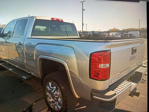2018 GMC Sierra 2500 Denali