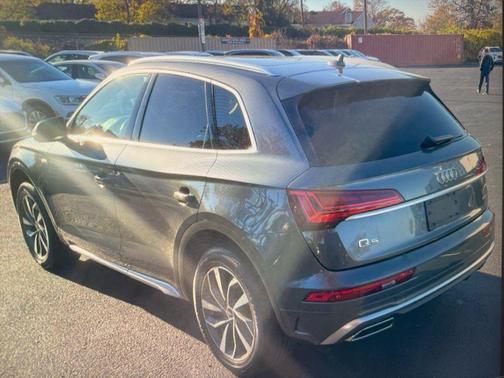 2022 Audi Q5 45 S line Premium Plus