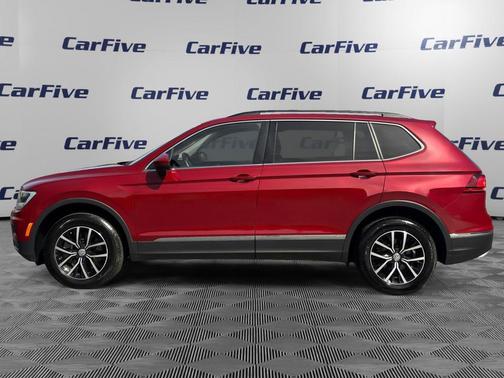 Cardinal Red Metallic 2021 Volkswagen Tiguan 2.0T SE 4MOTION