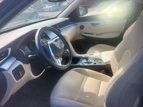 2019 INFINITI QX50 Luxe