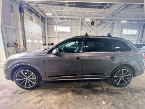 2020 Audi Q7 55 Premium Plus