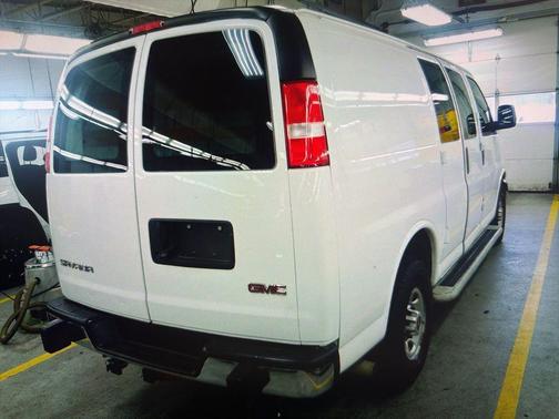 2021 GMC Savana 2500 Work Van